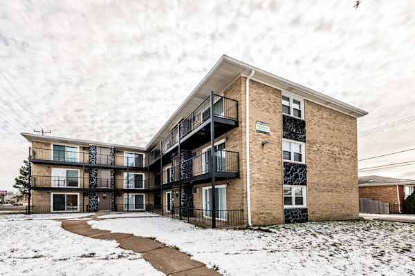 1475 State St property